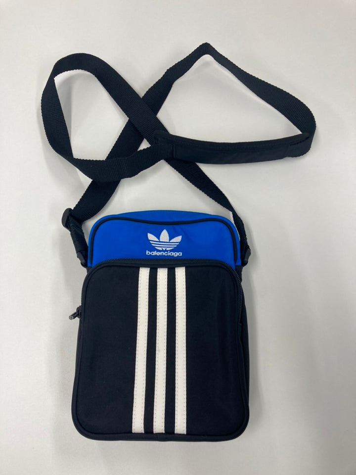 Balenciaga Adidas Small Nylon Messenger Sac