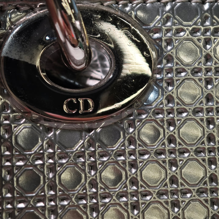 Dior Micro Metallic Cuir verni Microcannage Lady Dior