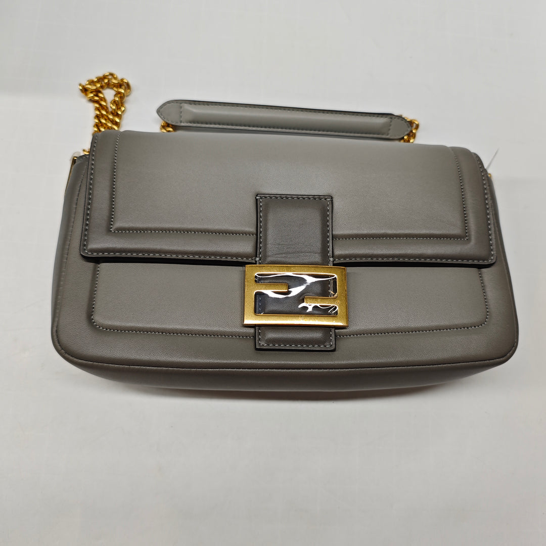 Fendi Cuir Baguette Chain Midi Sac bandoulière