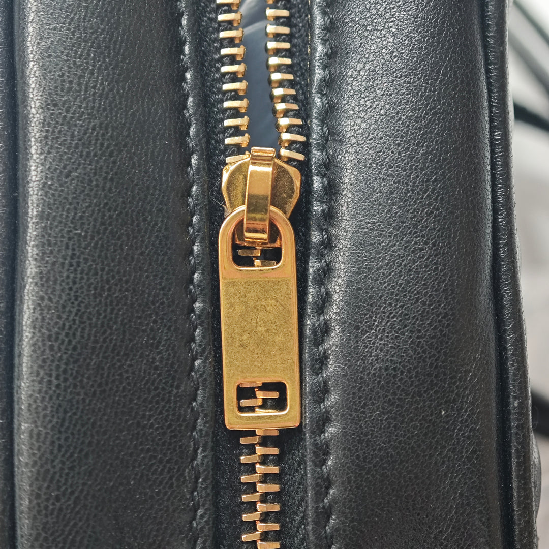 Saint Laurent Matelassé Cuir d'agneau Victoire Sac caméra