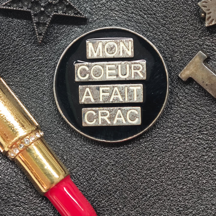 Saint Laurent Mini Cuir Monogram Embellished Bourse Bucket Sac