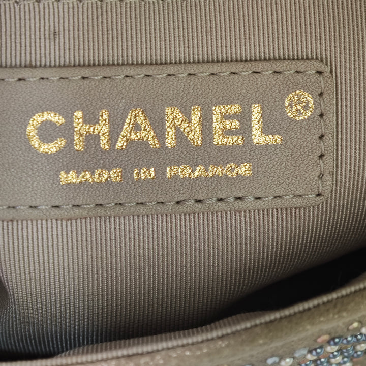 Chanel Medium Metallic Cuir d’agneau Embellished Mineral Nights Simple rabat