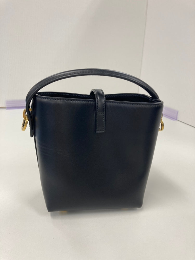 Saint Laurent Mini brillant Cuir de veau Le 37 Bucket Sac