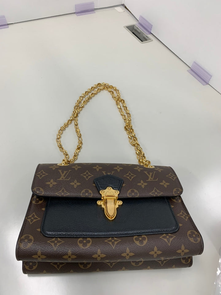 Louis Vuitton Monogram Victoire