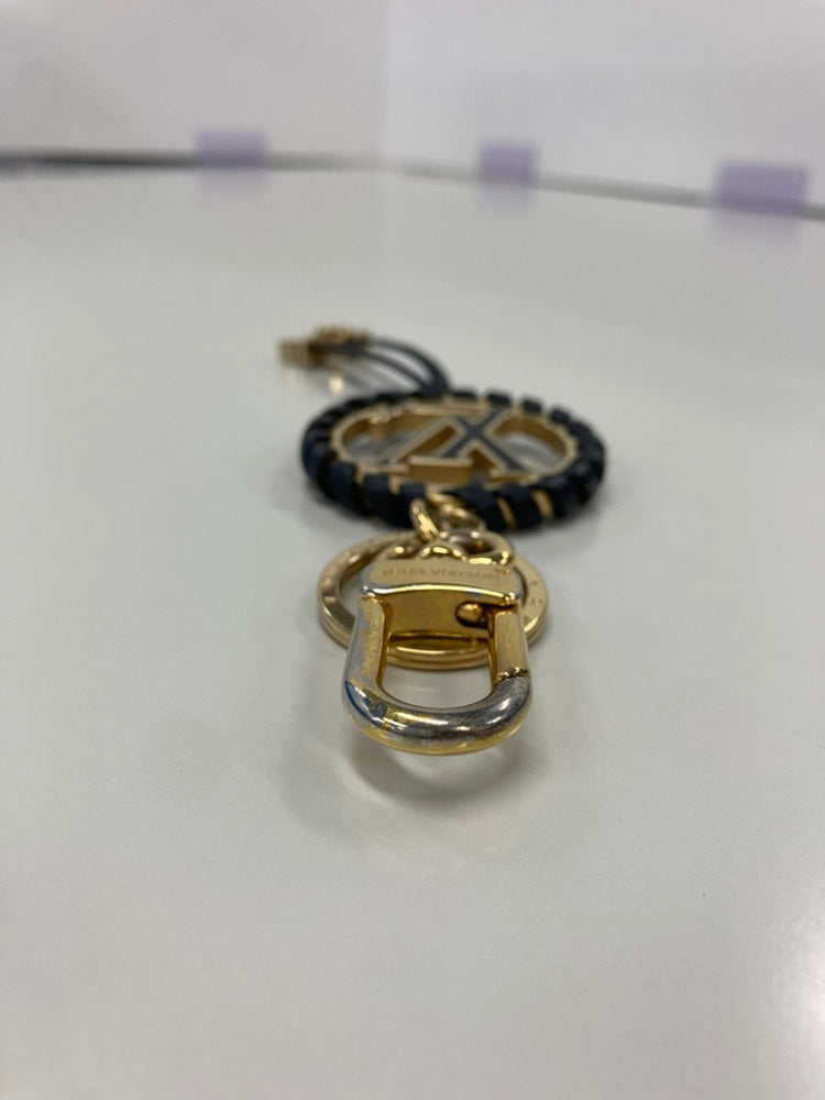 Louis Vuitton plaqué Cuir d’agneau et Émail Very Bijou de sac et Key Holder