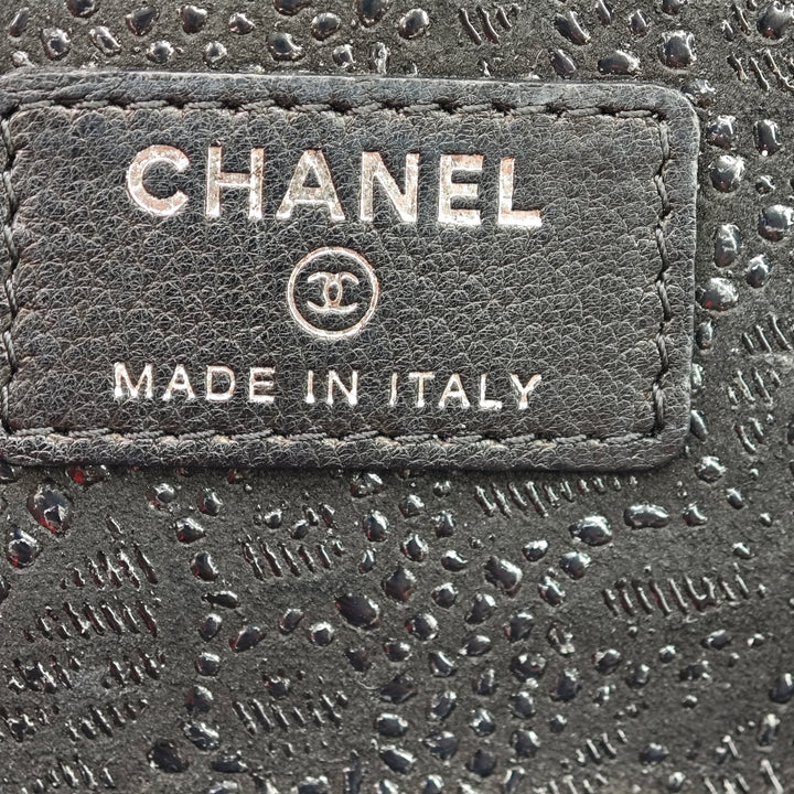 Chanel CC Lace Overlay Cuir de chèvre Wallet on Chain