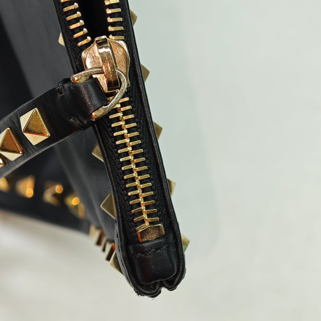 Valentino Large Cuir Rockstud Pochette