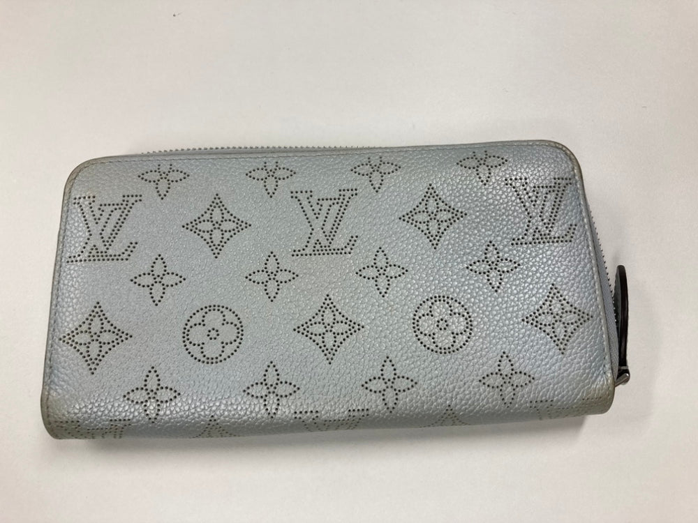 Louis Vuitton Monogram Mahina Zippy Portefeuille