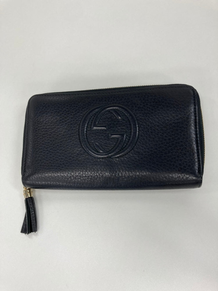 Gucci Cuir de veau Soho Zip Around Continental Portefeuille