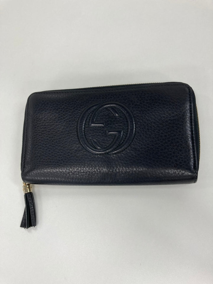 Gucci Cuir de veau Soho Zip Around Continental Portefeuille