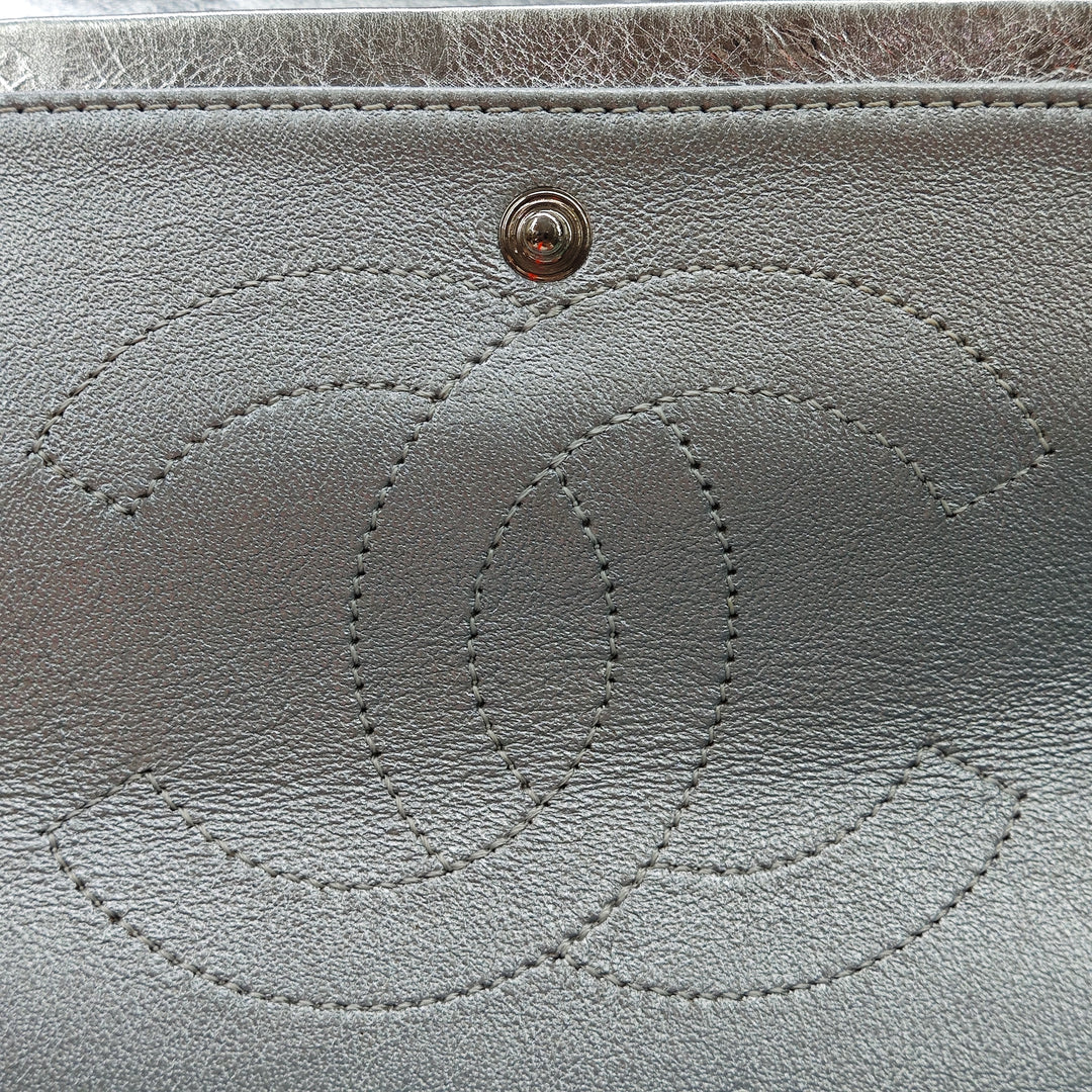 Chanel Matelassé Metallic vieilli Cuir de veau Reissue 2.55 Double rabat 226