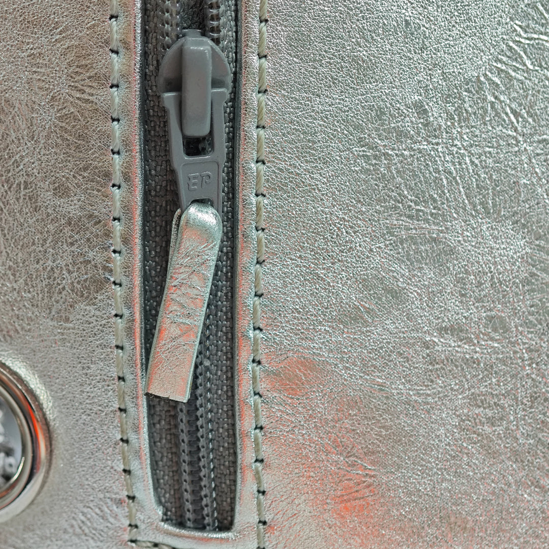 Chanel Matelassé Metallic vieilli Cuir de veau Reissue 2.55 Double rabat 226