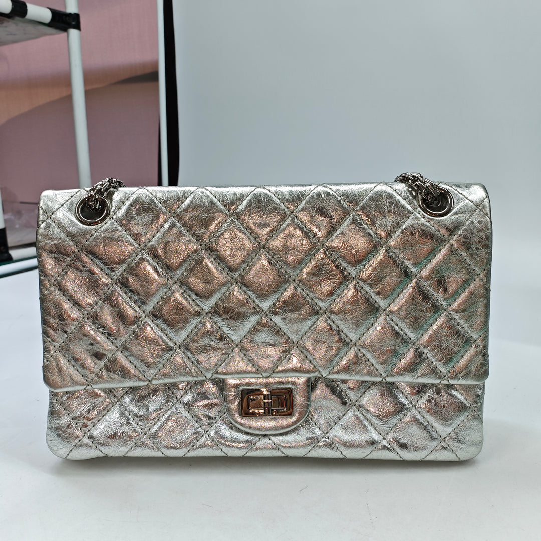 Chanel Matelassé Metallic vieilli Cuir de veau Reissue 2.55 Double rabat 226