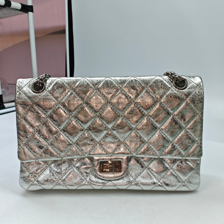 Chanel Matelassé Metallic vieilli Cuir de veau Reissue 2.55 Double rabat 226