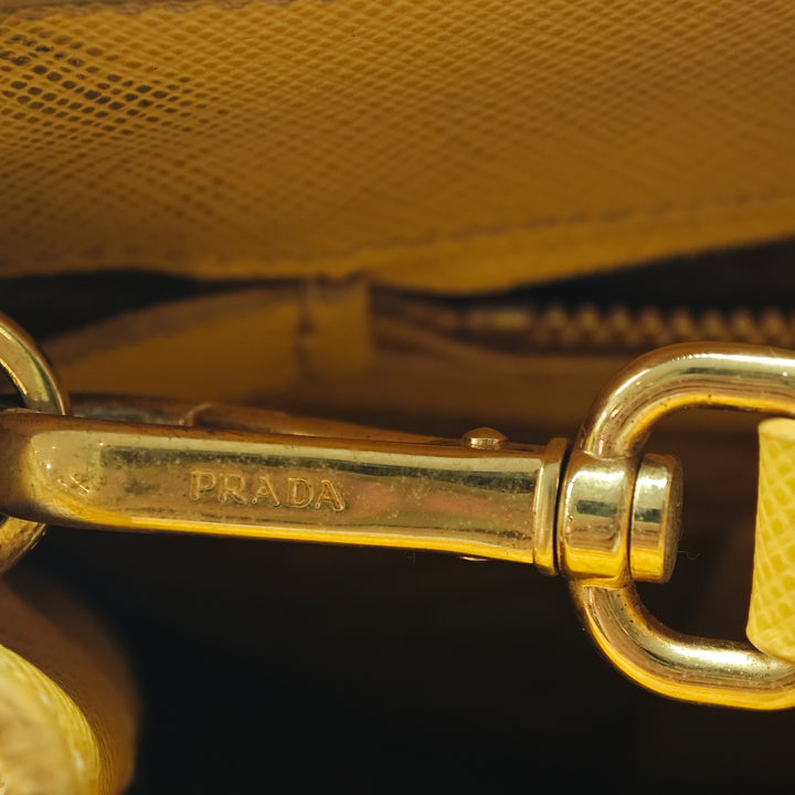 Prada Medium Saffiano Lux Galleria Double Zip Sac