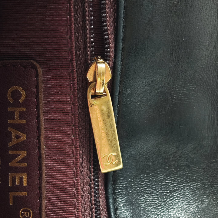 Chanel Matelassé Glazed Cuir de veau Reissue 2.55 Accordion à rabat 225