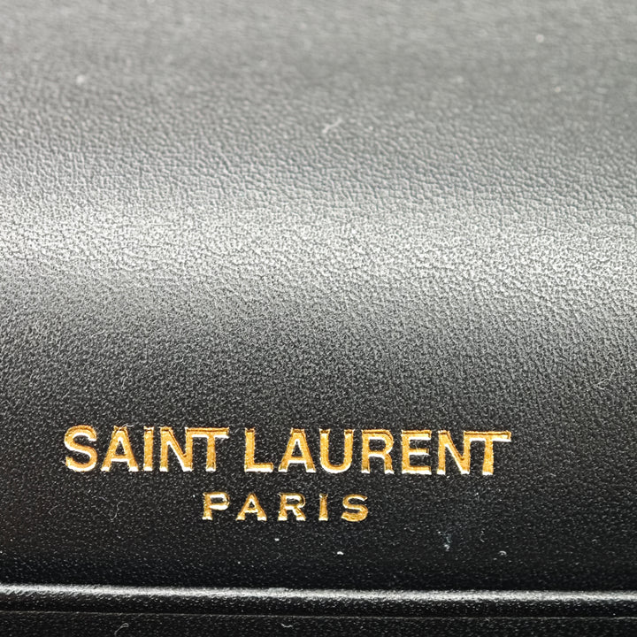Saint Laurent Smooth Cuir de veau Monogram Kate Bicolor Pompon Portefeuille On Strap