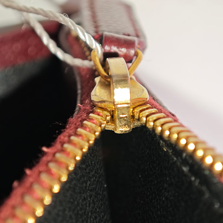 Saint Laurent Grain De Poudre Matelasse Chevron Monogram Chain Portefeuille