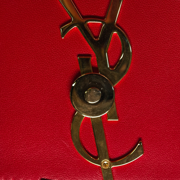 Saint Laurent Small Cuir verni Monogram Vicky Sac à chaîne