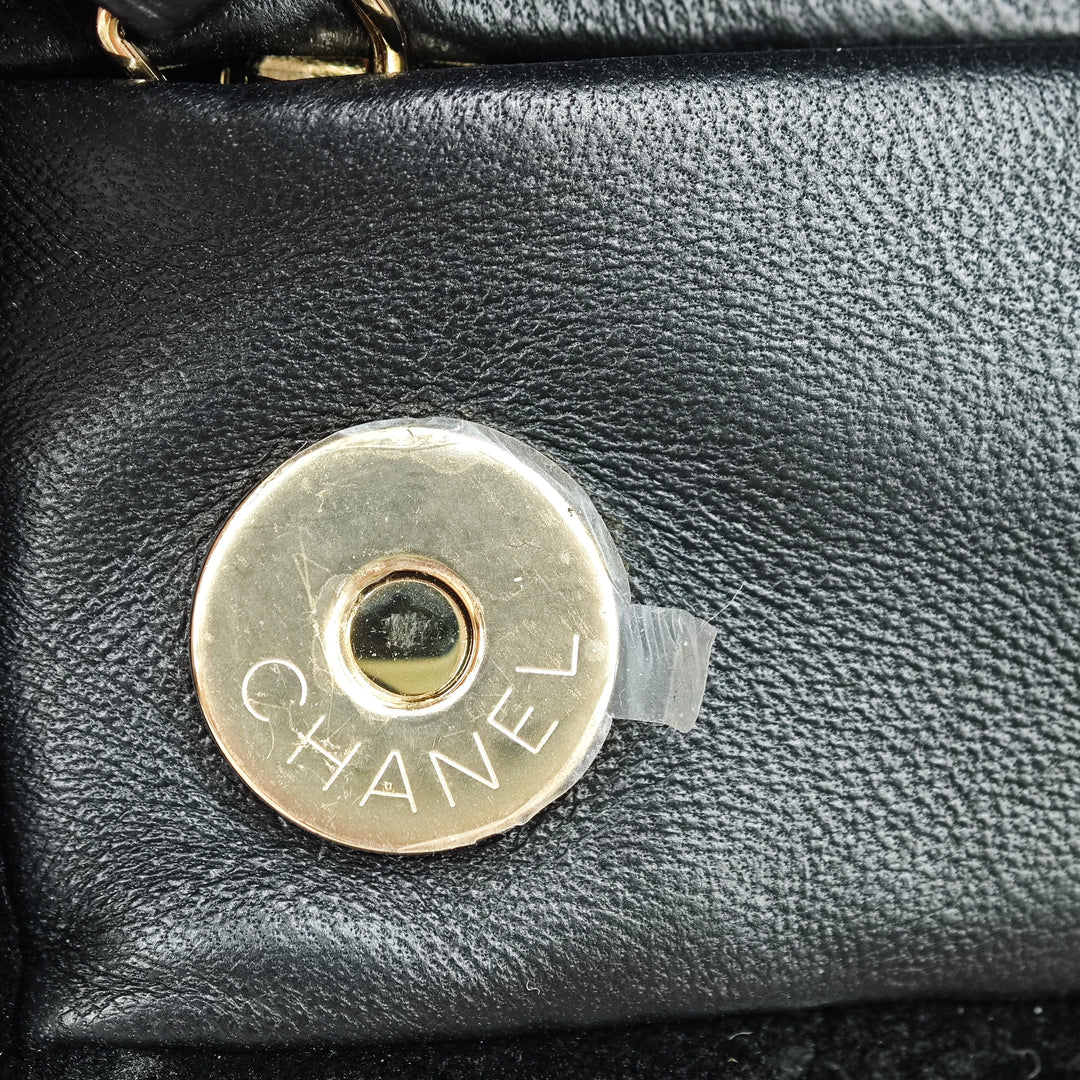 Chanel CC Matelassé Velours Cristal Wristlet Pochette