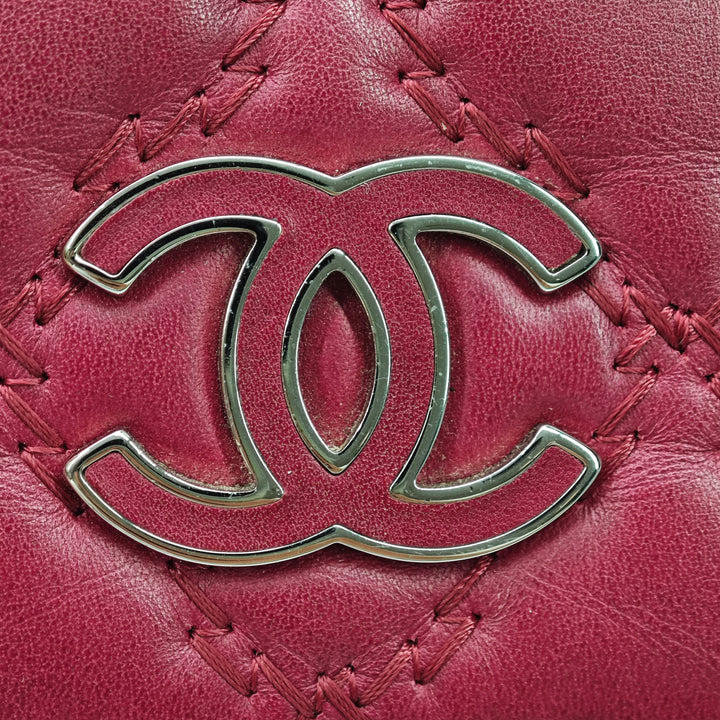 Chanel CC Matelassé Cuir de veau Double Stitch Hamptons Wallet on Chain