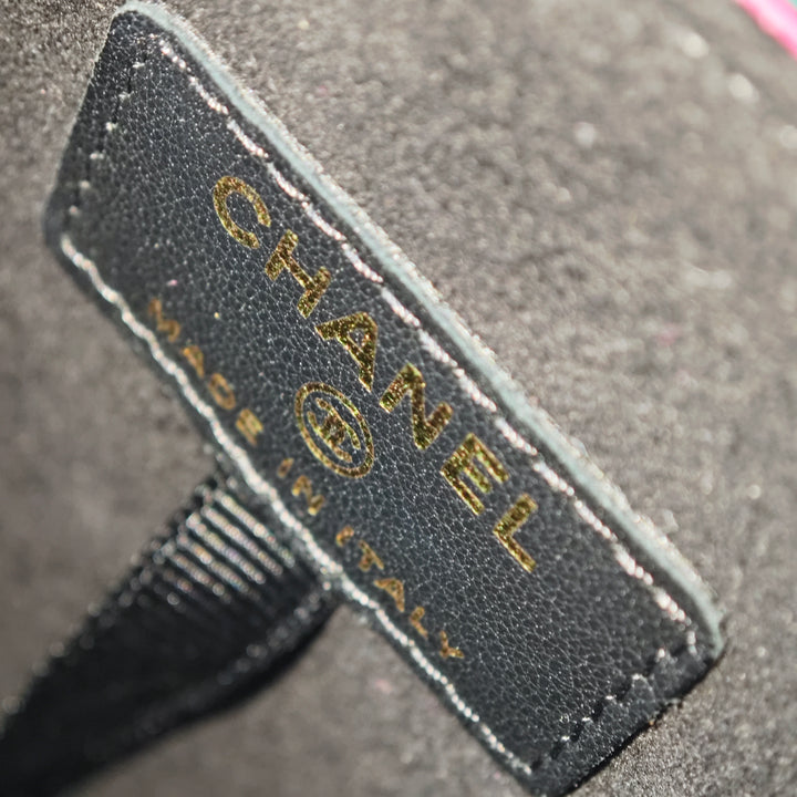 Chanel Tweed Sac rond à chaîne Phone Holder