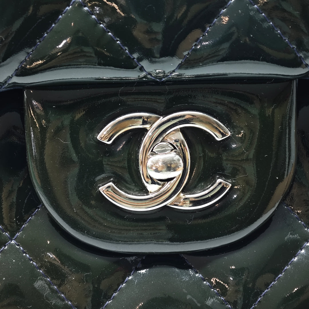 Chanel Jumbo Classic Cuir verni Double rabat