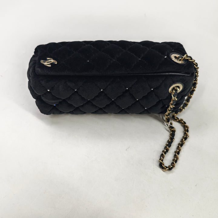 Chanel CC Matelassé Velours Cristal Wristlet Pochette