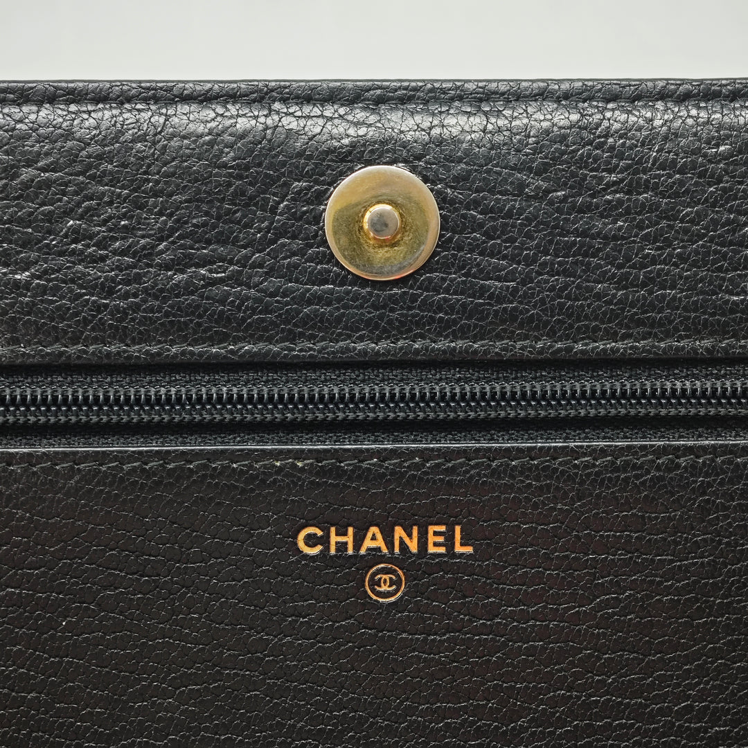 Chanel clouté Cuir de veau grainé Boy Wallet on Chain