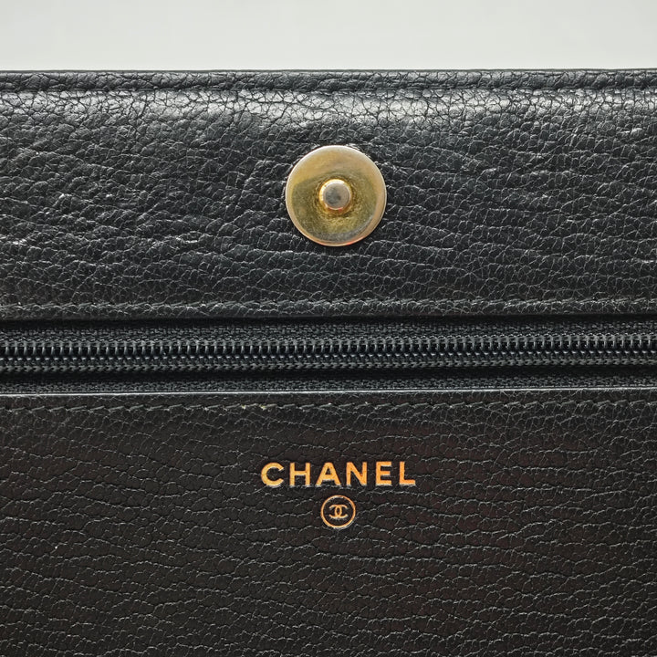 Chanel clouté Cuir de veau grainé Boy Wallet on Chain