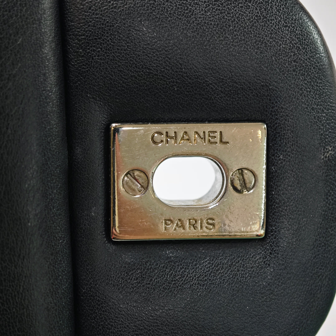 Chanel Jumbo Classic Cuir verni Double rabat