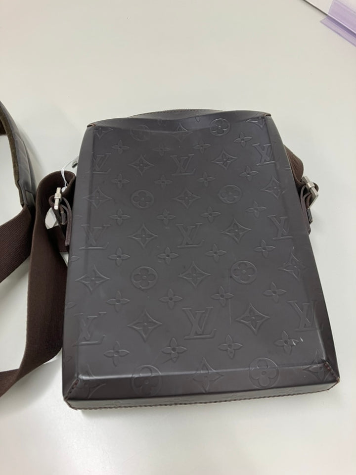 Louis Vuitton Monogram Glace Bobby