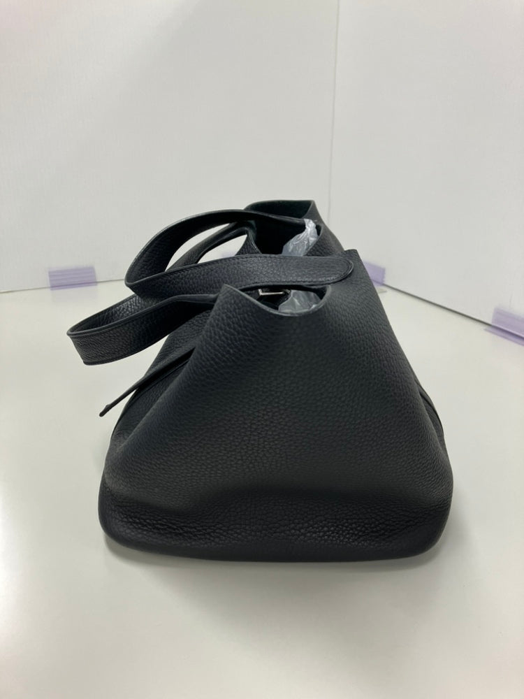 Hermès Clemence Picotin Lock 22