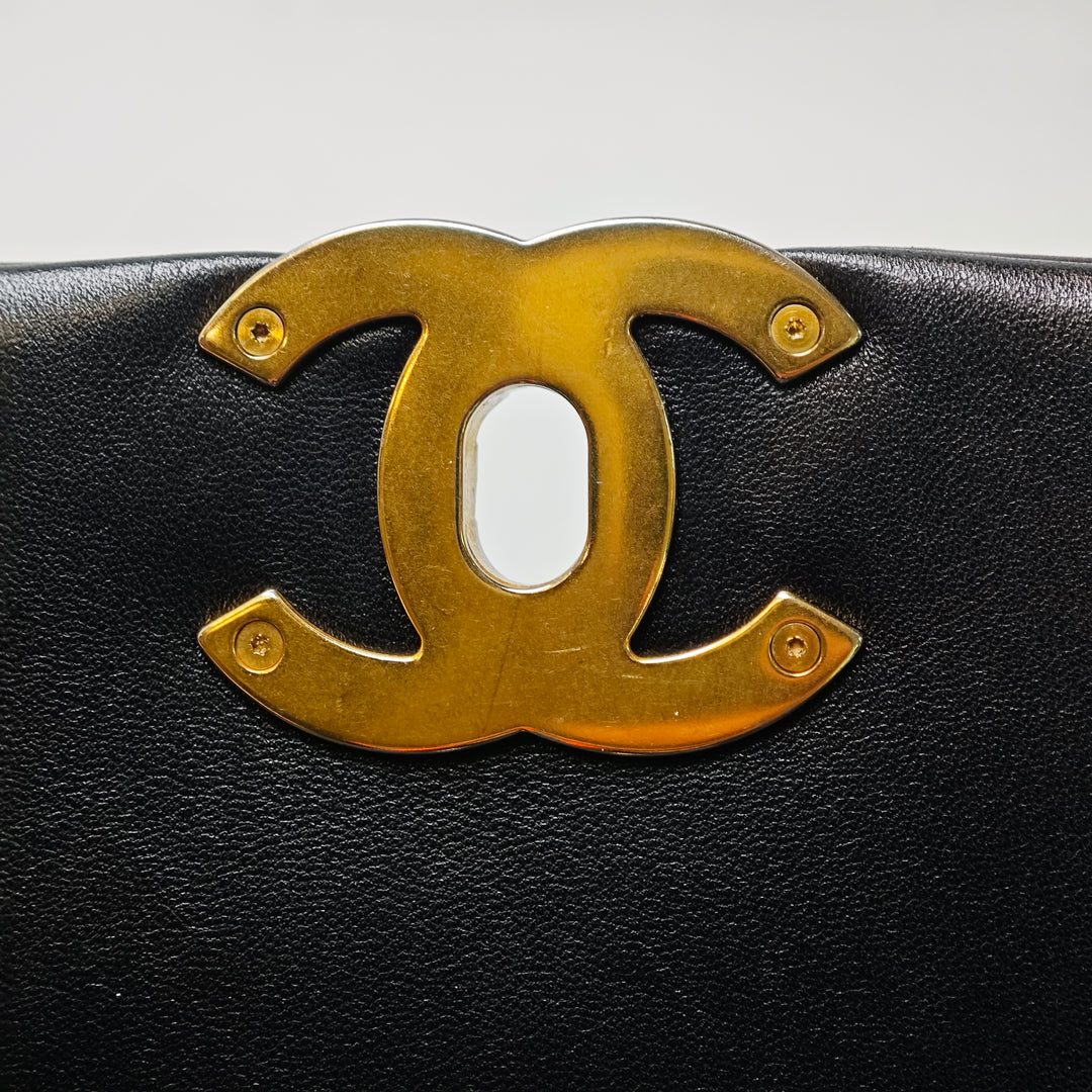 Chanel Large Cuir d’agneau 19 à rabat
