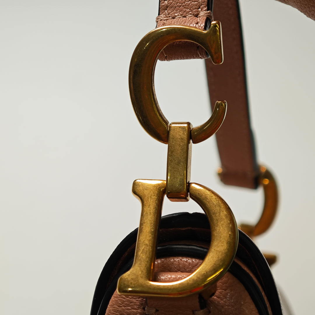 Dior Micro Cuir de chèvre Saddle Sac