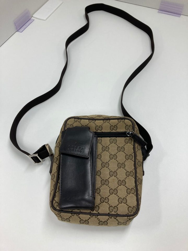 Gucci GG Toile Sac porté croisé