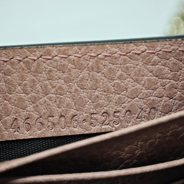 Gucci Cuir Betty Wallet on Chain