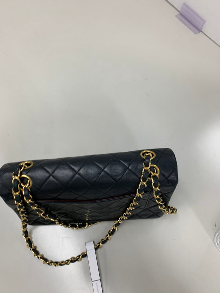 Chanel Small Classic Cuir d’agneau Double rabat
