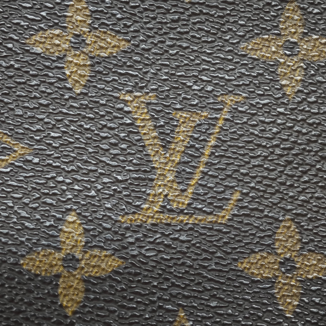 Louis Vuitton Monogram Bucket GM Pochette