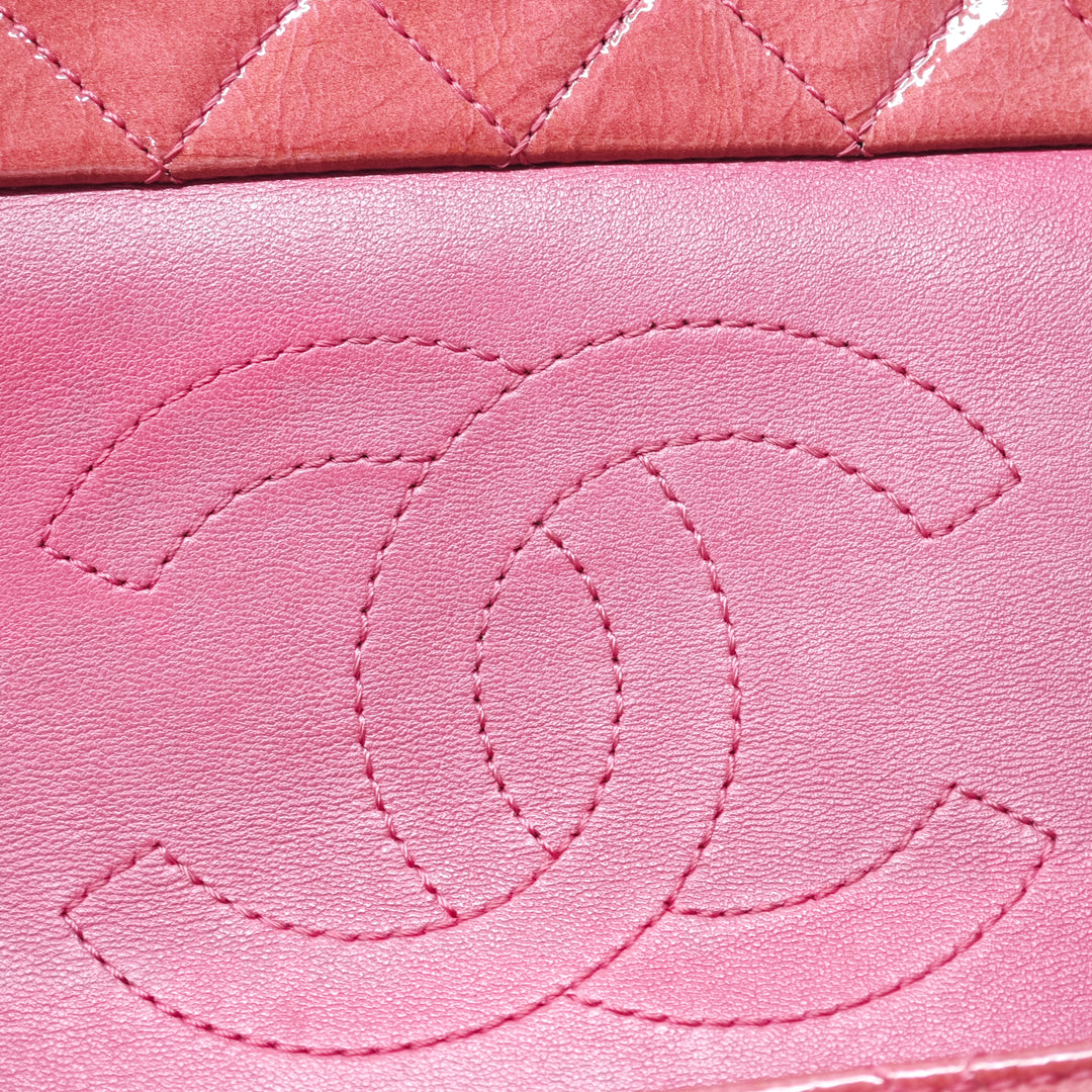 Chanel Matelassé Cuir verni Cuir de chèvre Pagoda Accordion à rabat