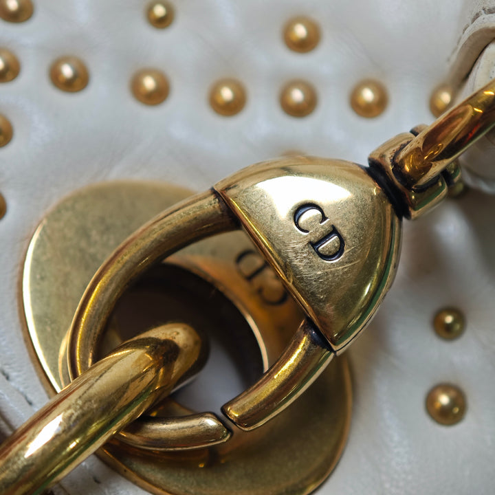 Dior Mini Cuir d’agneau Cannage clouté Supple Lady Dior