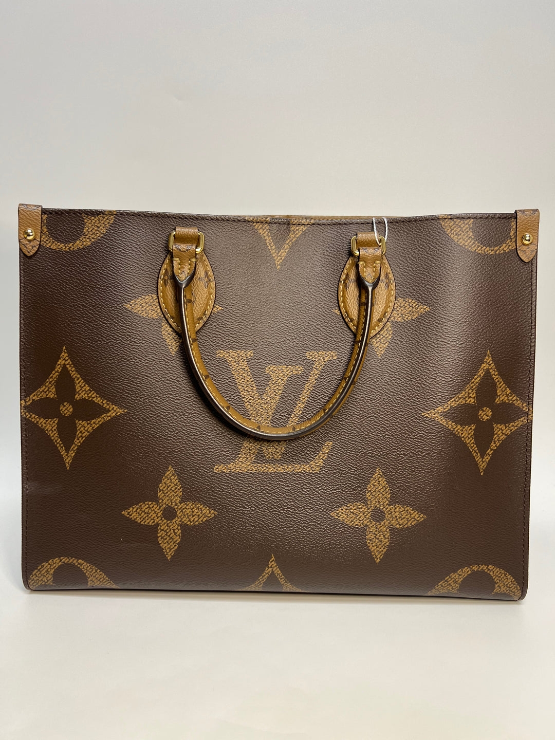 Louis Vuitton Monogram Reverse Giant OnTheGo MM