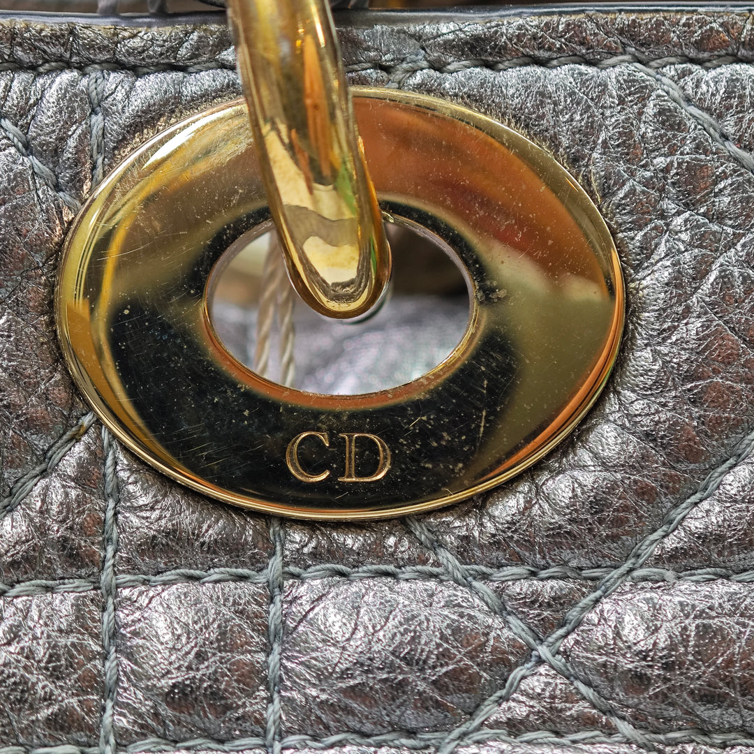 Dior Small Metallic Cuir de veau grainé Cannage Supple Lady Dior