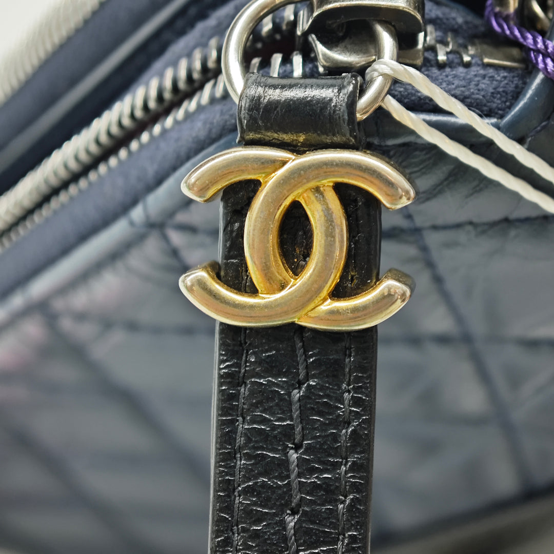 Chanel Bicolor vieilli Cuir de veau Gabrielle Double Zip Pochette avec chaîne