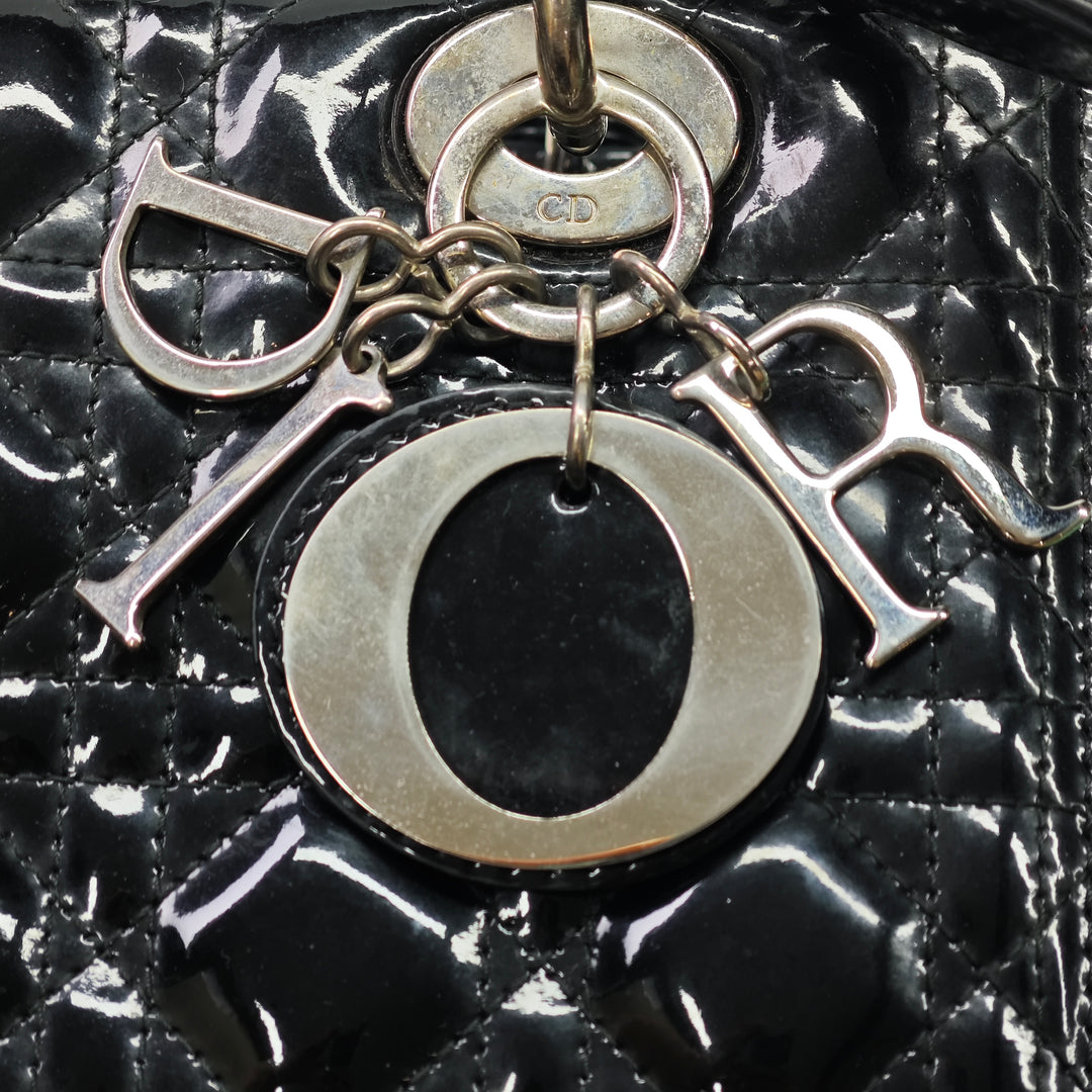 Dior Medium Cuir verni Cannage Lady Dior