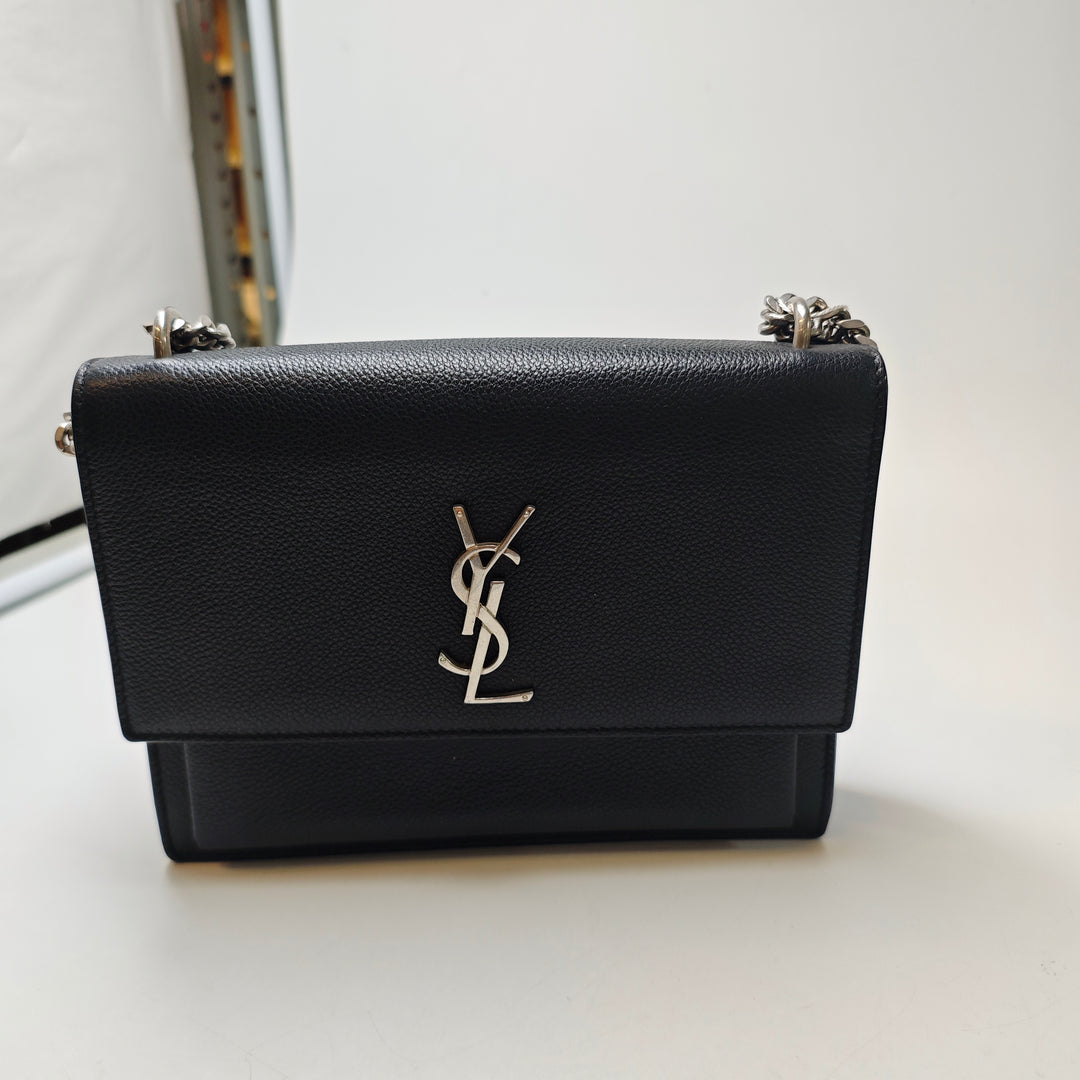 Saint Laurent Medium Cuir de veau grainé Monogram Sunset Sac porté croisé