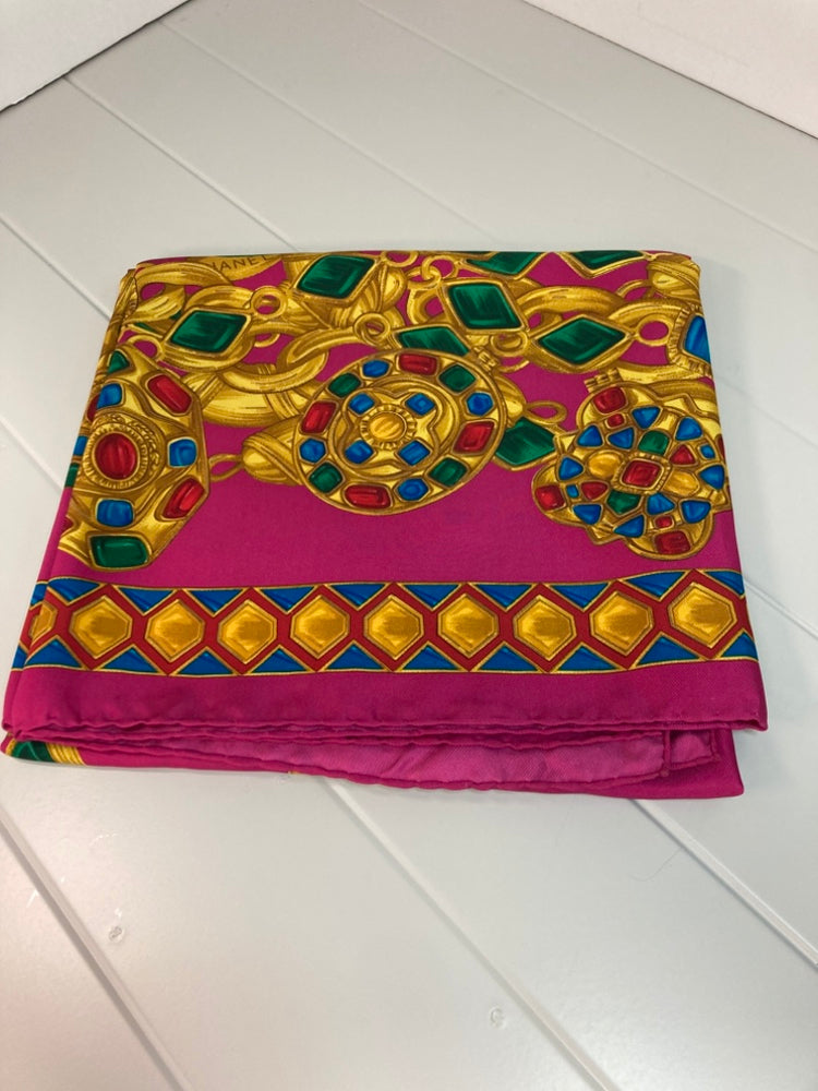 Chanel CC Gripoix Soie Foulard