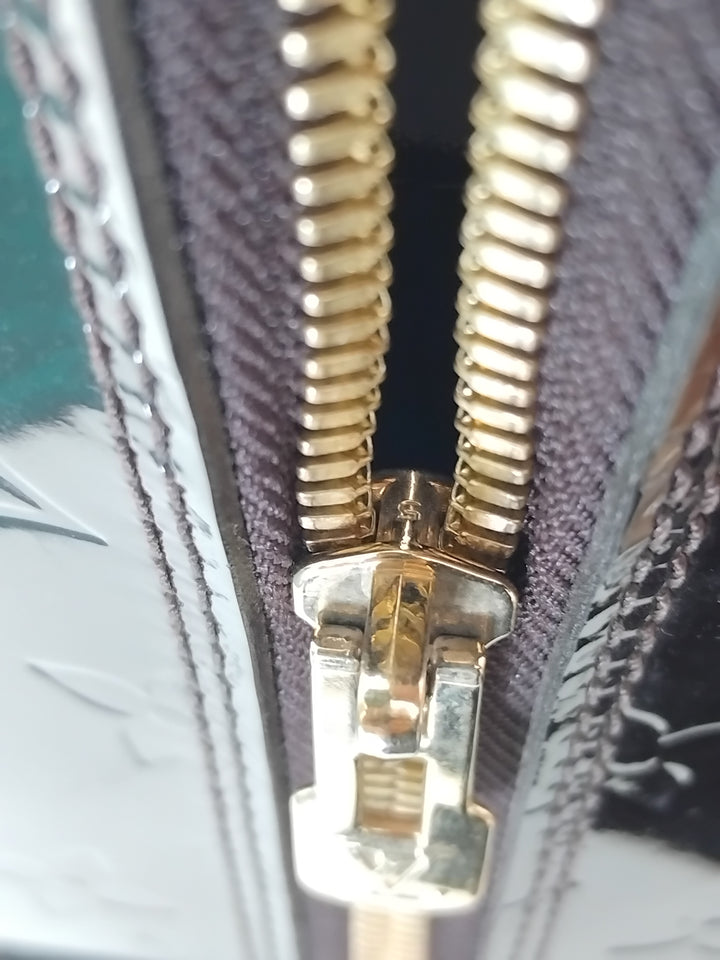 Louis Vuitton Monogram Vernis Alma GM