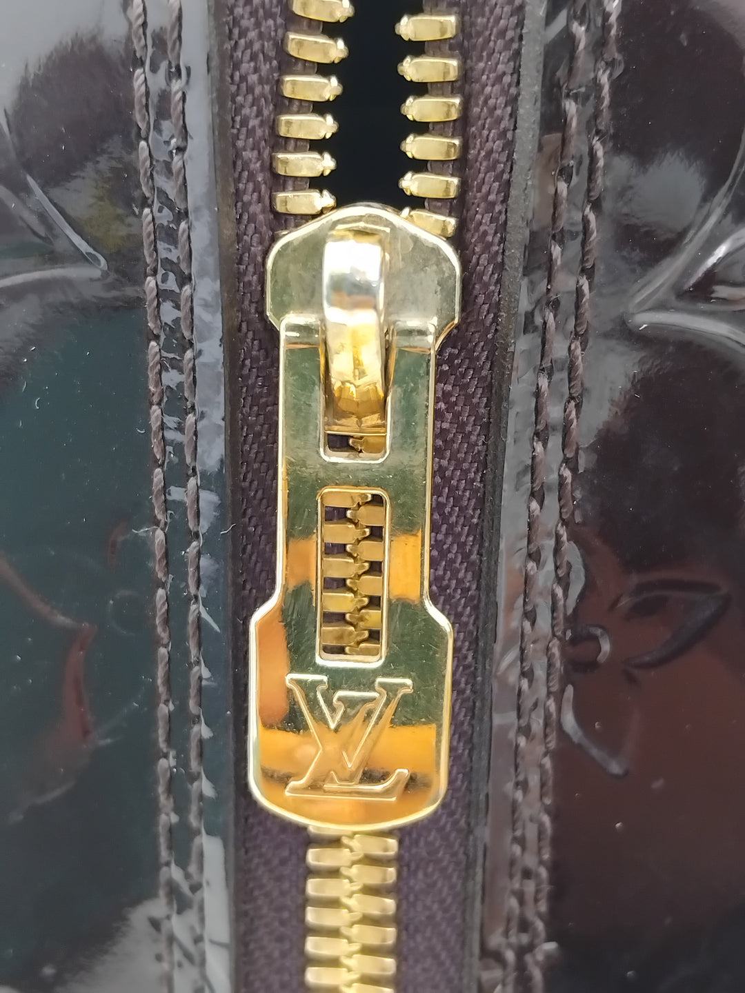 Louis Vuitton Monogram Vernis Alma GM