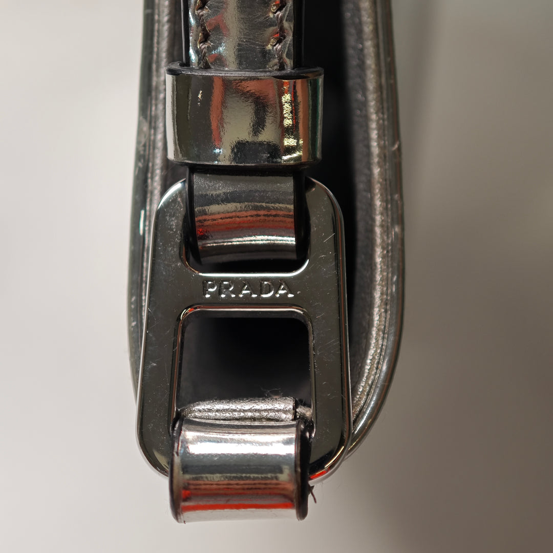 Prada Spazzolato Cuir Cleo Sac bandoulière